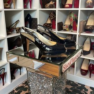 ☀️LAST CHANCE☀️Vera Wang Black Patent Sling Backs - 36.5